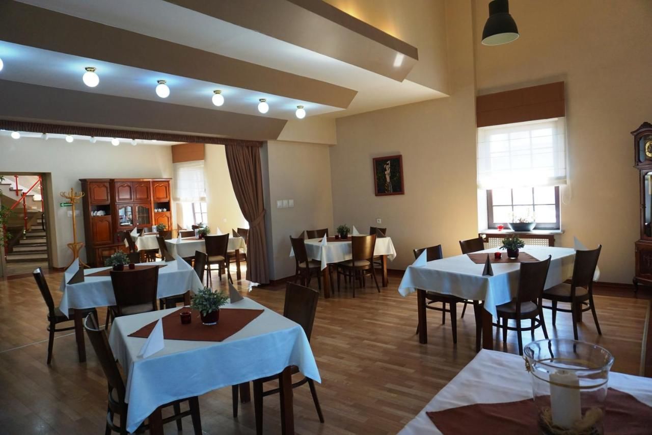 Отель Hotel Restauracja Varia Дзялдово-6