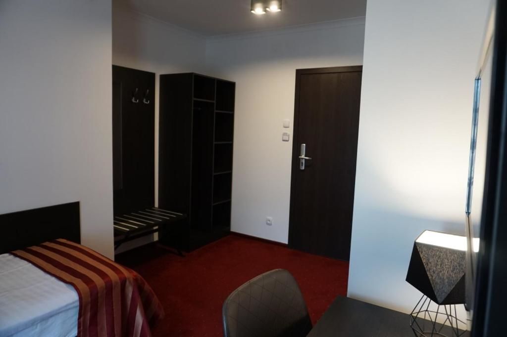 Отель Hotel Restauracja Varia Дзялдово-52