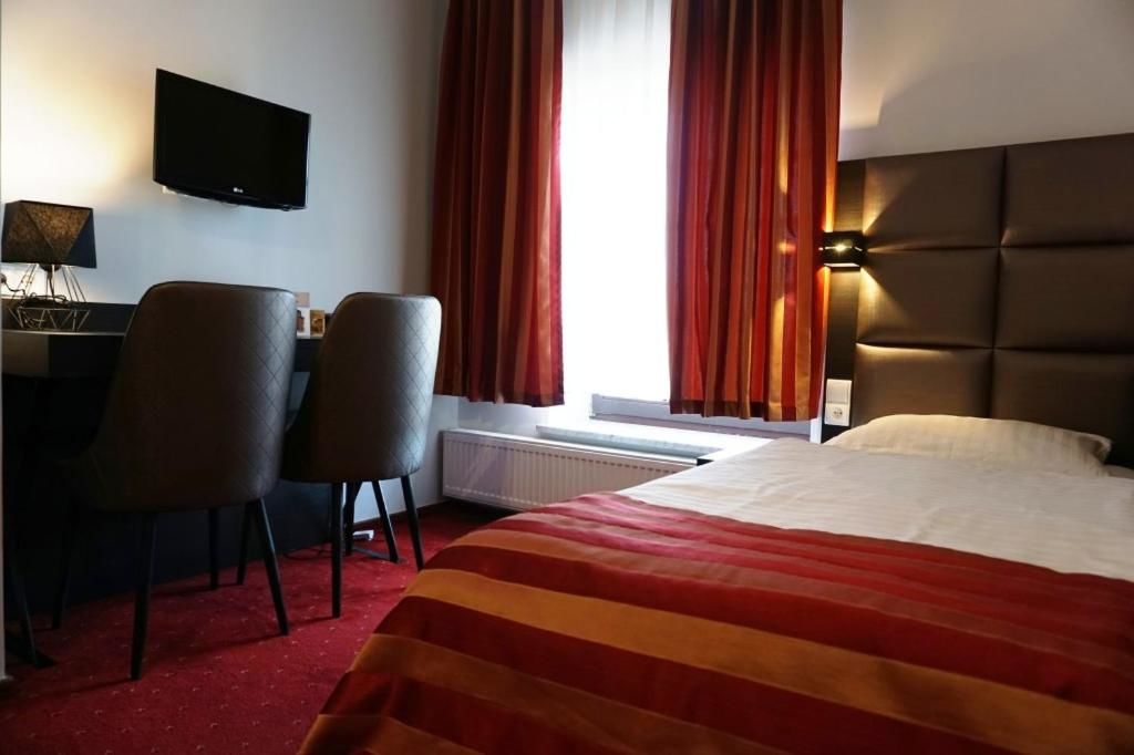 Отель Hotel Restauracja Varia Дзялдово-53