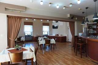 Отель Hotel Restauracja Varia Дзялдово-1
