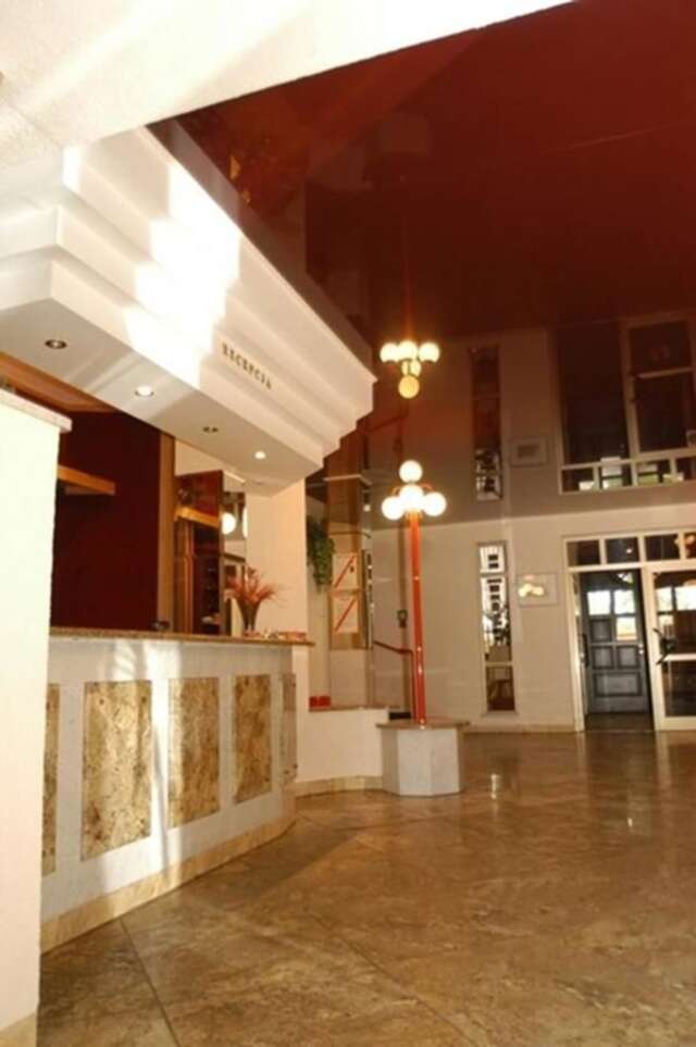 Отель Hotel Restauracja Varia Дзялдово-45